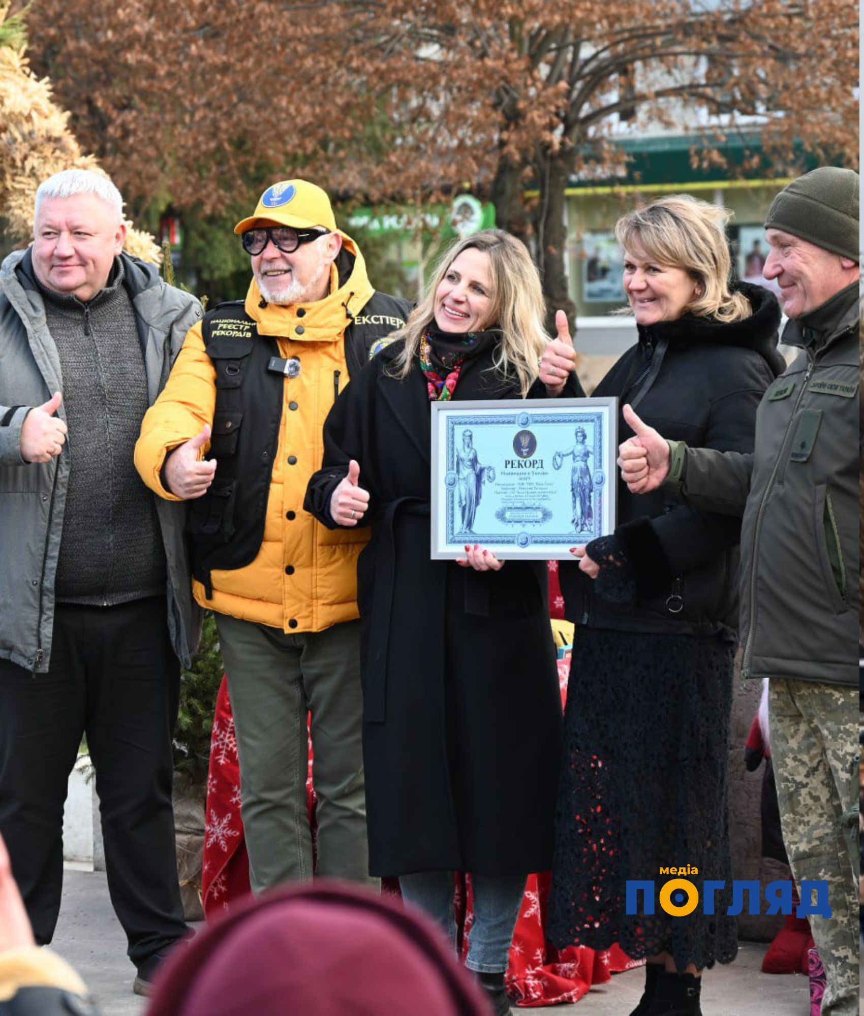 У Білій Церкві встановили найвищого дідуха України (ФОТО) - зображення